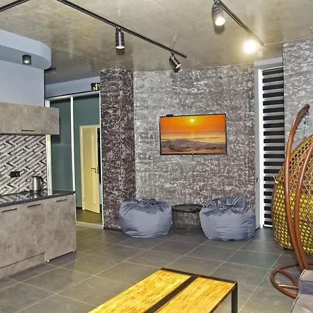 Arcadia Black 1-br Sea View Apartment